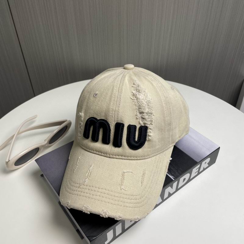 Miumiu cap dx102